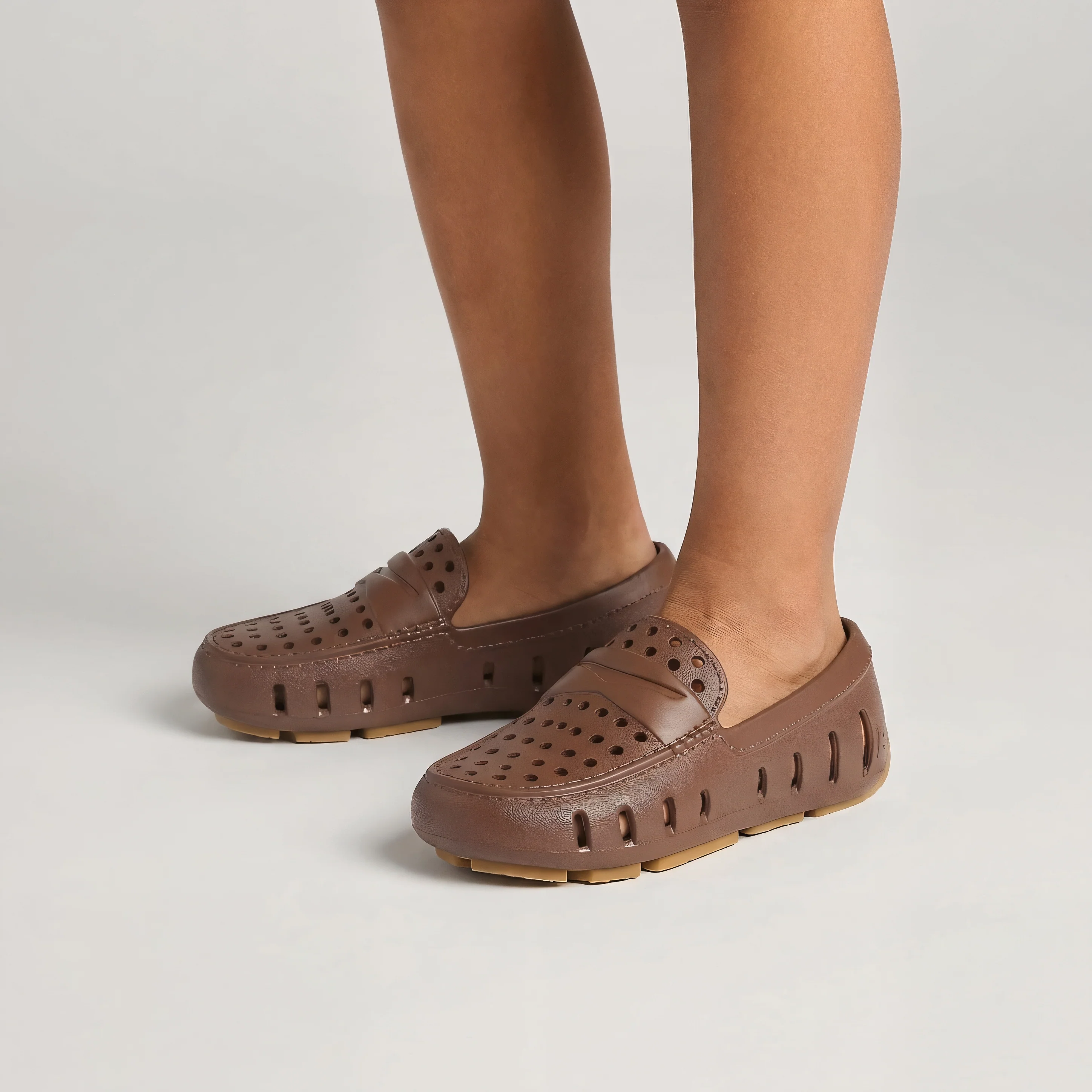 Kids Prodigy Driftwood Brown Gum Loafers - Image 3