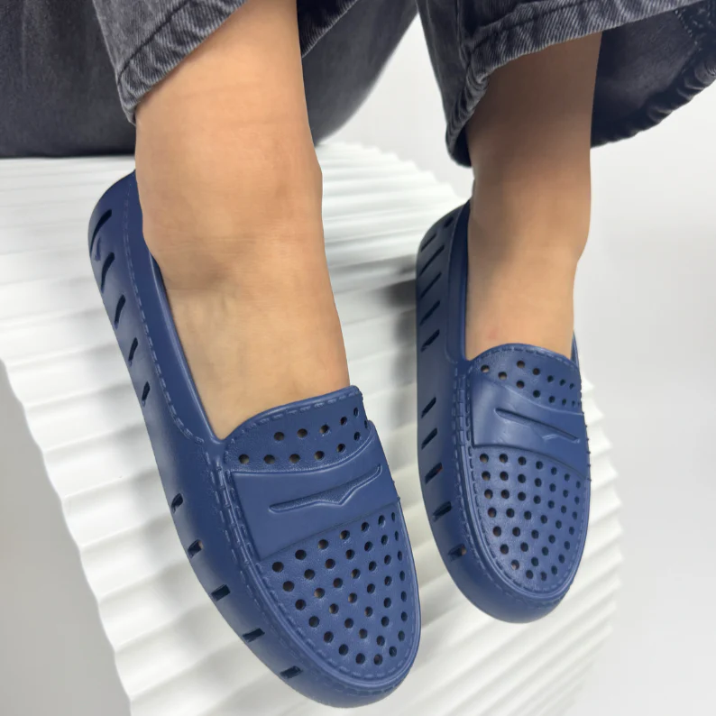 Women's Posh Navy Peony Bright White Loafers - Image 3