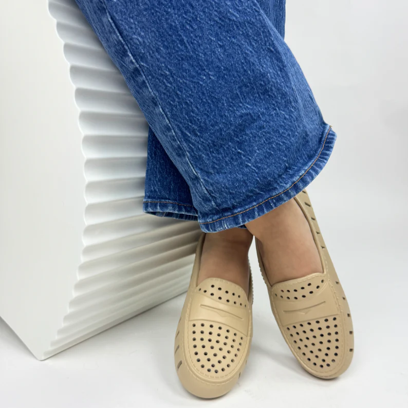 Women's Posh Warm Sand Coconut Loafers - Image 3