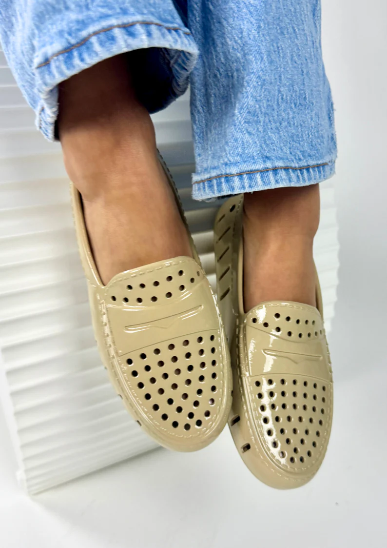 Women's Posh Warm Sand Gum Loafers - Image 3